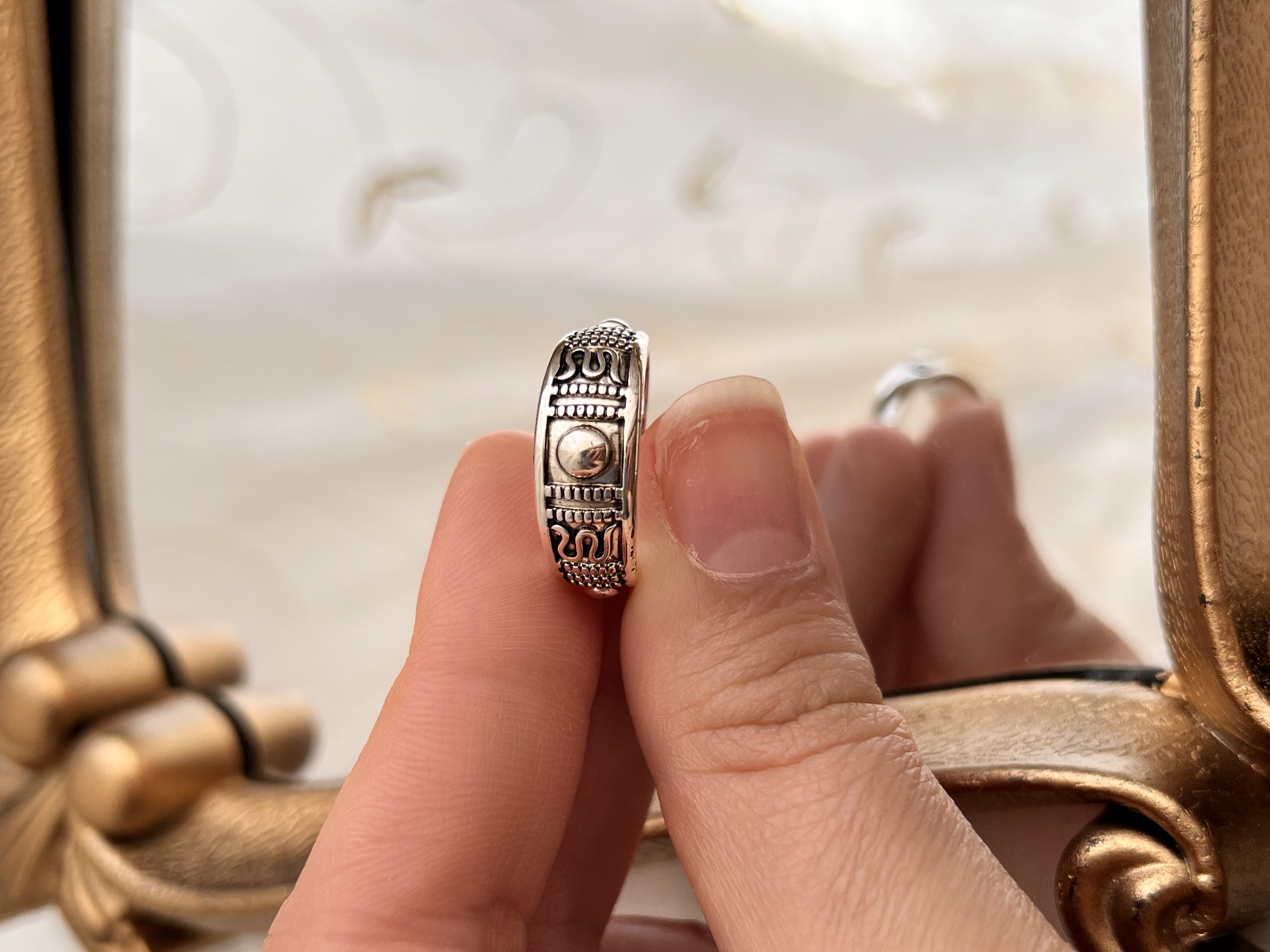 انگشتر طرح دار سیه قلم 💍➕🤍