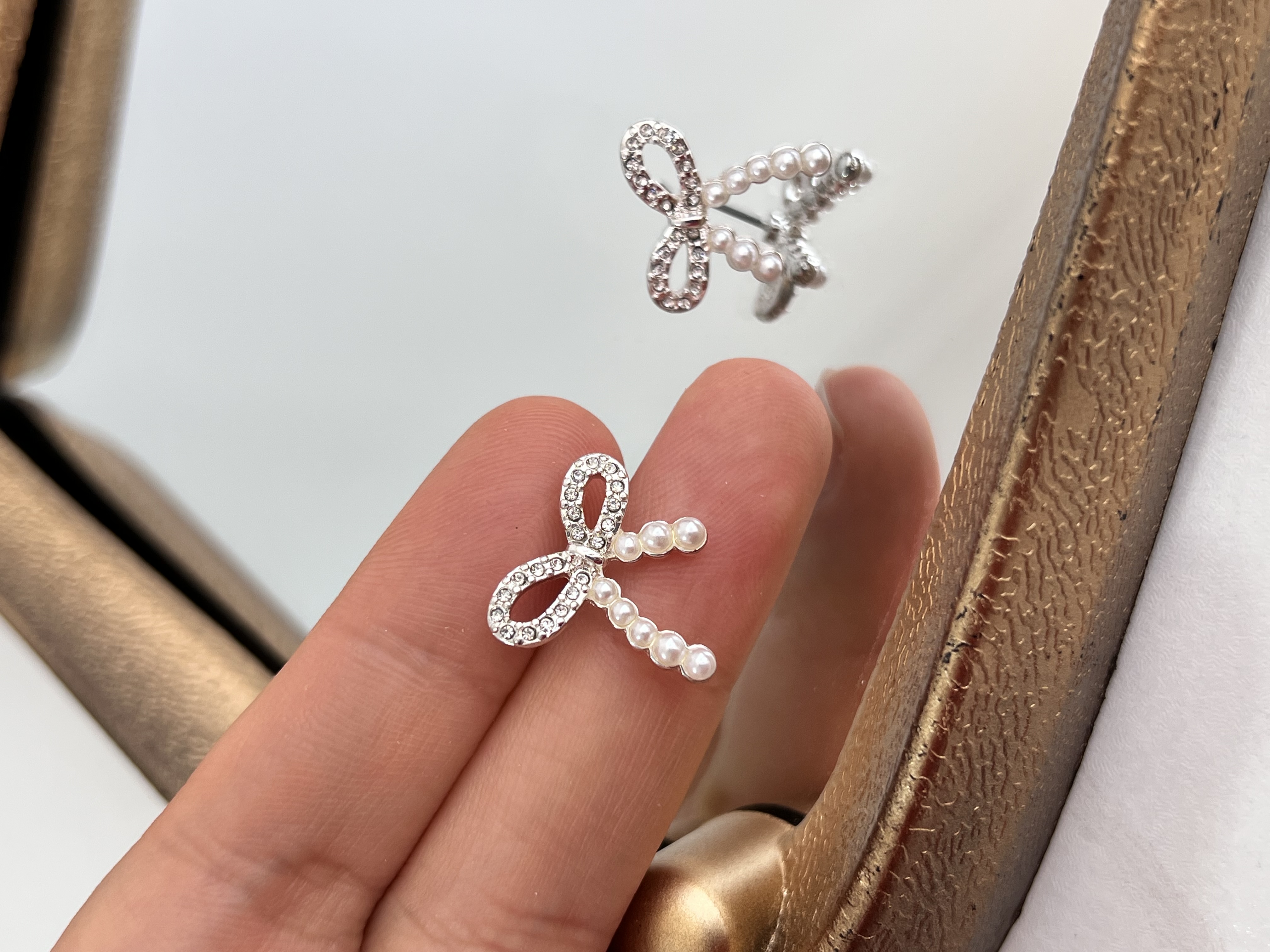 گوشواره ریز پاپیون ابکاری نقره 🤍➕✨➕🎀
